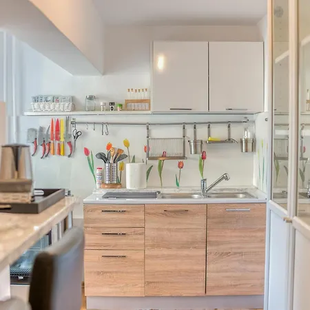 Bliss: Modern On Unirii Street