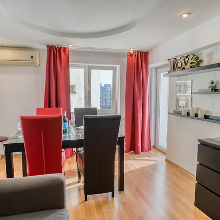 Apartment Bliss: Modern On Unirii Street Bucharest
