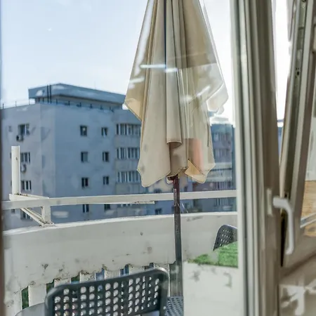 Bliss: Modern On Unirii Street * Bucharest
