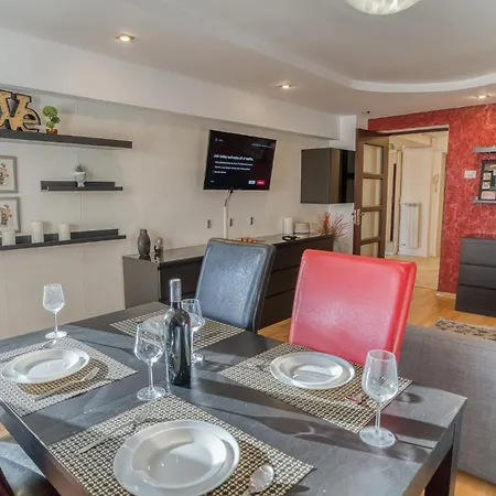 Bliss: Modern On Unirii Street