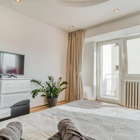 Apartment Bliss: Modern On Unirii Street Bucharest